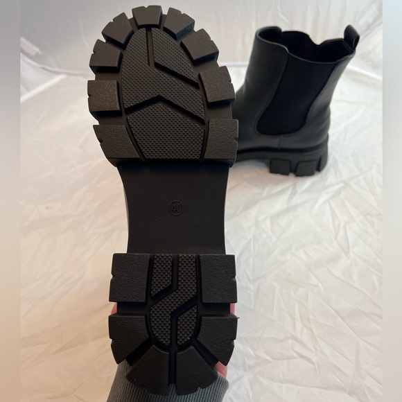 Steve Madden black boots size 40 - Picture 4 of 5